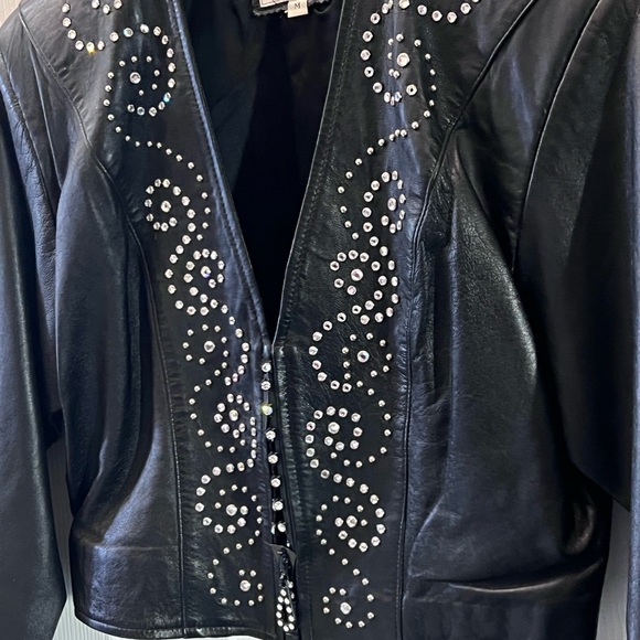 Adorable Kippy’s leather jacket. Medium - Picture 6 of 8